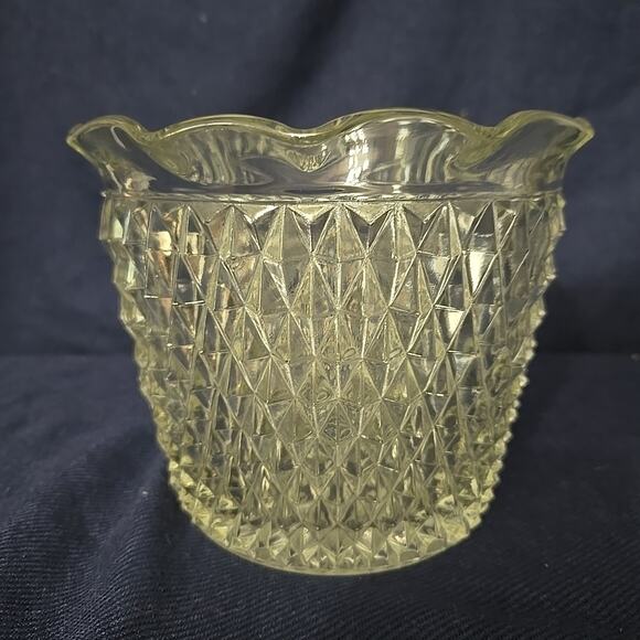 Vintage Indiana Glass Diamond Point Bar Pattern Ice Bucket - Picture 2 of 8